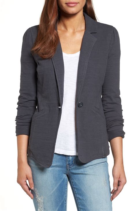 best blazers for petite women.